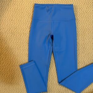 Lululemon 25” Wunder trains , EEUC